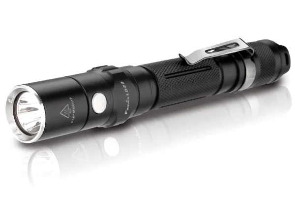 FENIX LD22 FLASHLIGHT